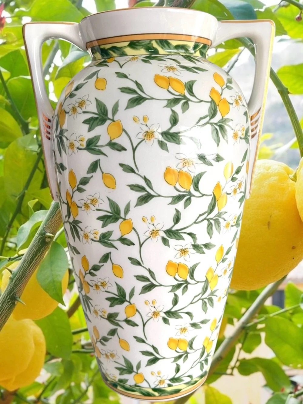 Lemon Motif Porcelain Vase Like New Condition
